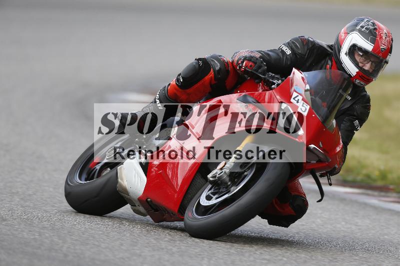 /19 26.05.2025 FREERIDE Training ADR/Gruppe M/45